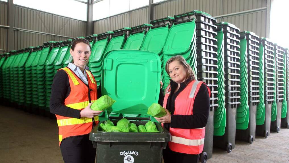 City of Greater Bendigo staff get set to roll out green bins in 2016. Picture: GLENN DANIELS