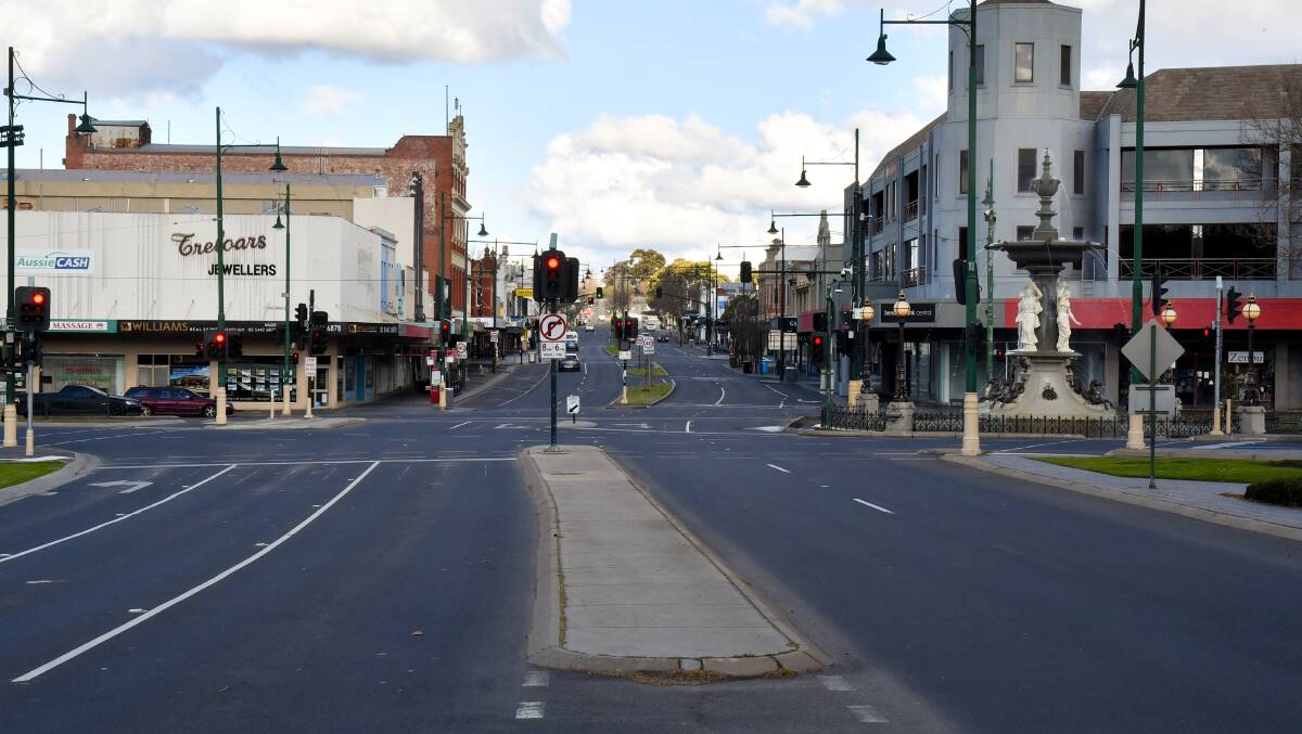 Empty streets in central Bendigo hours after regional Victoria entered its seventh lockdown. Picture: NONI HYETT
