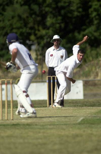 PITCHED UP: Murray Valley opening bowler Rod Gundrill.