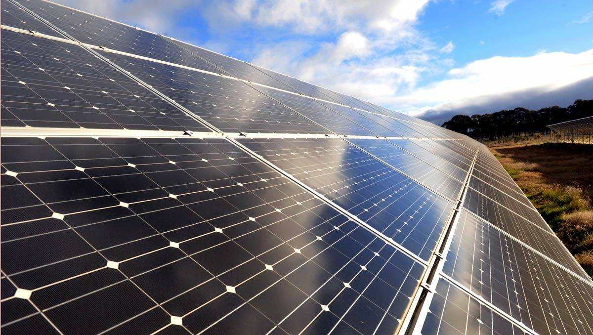 Solar installers report a slump since tariff change
