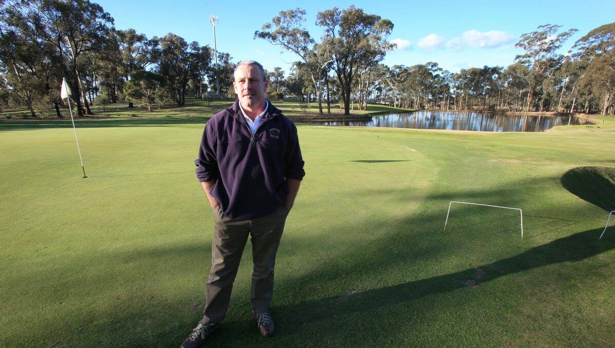 Neangar Park Golf Club general manager Ray Garcia sets the record straight. Picture: Peter Weaving