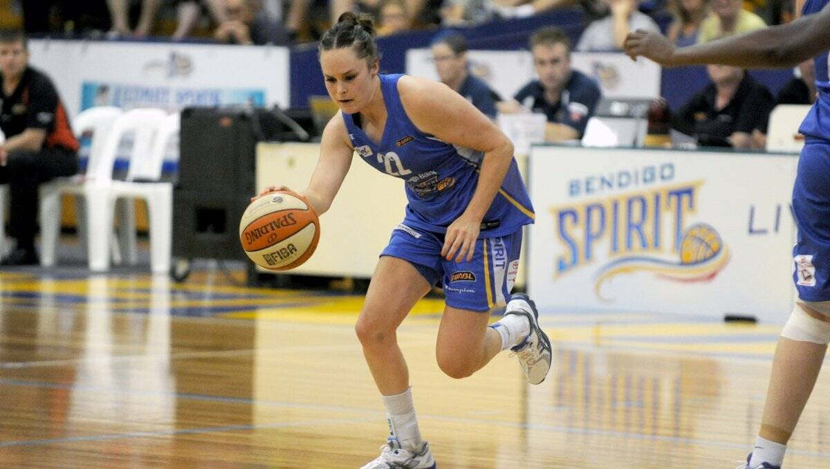 ATTACK: Bendigo Spirit guard Kelly Wilson will play a key role in the club's finals campaign. Picture: JODIE DONNELLAN 