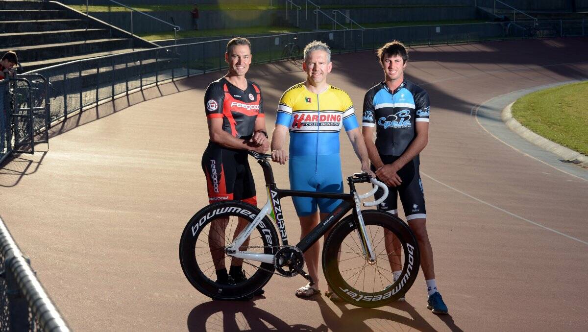 SUPER SERIES: Jarrod Butler, Syd Anstee and Todd Schintler starred in the Myer Bendigo road aggregate series run by the Bendigo and District Cycling Club. Picture: JIM ALDERSEY