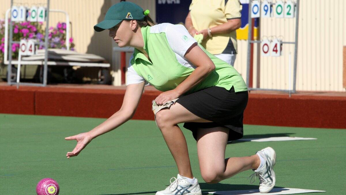 BOWLING ON: Samantha Shannahan will play a key role for Victoria in the championships action on the Bendigo Bowls Club greens. Picture: Leanne Pickett