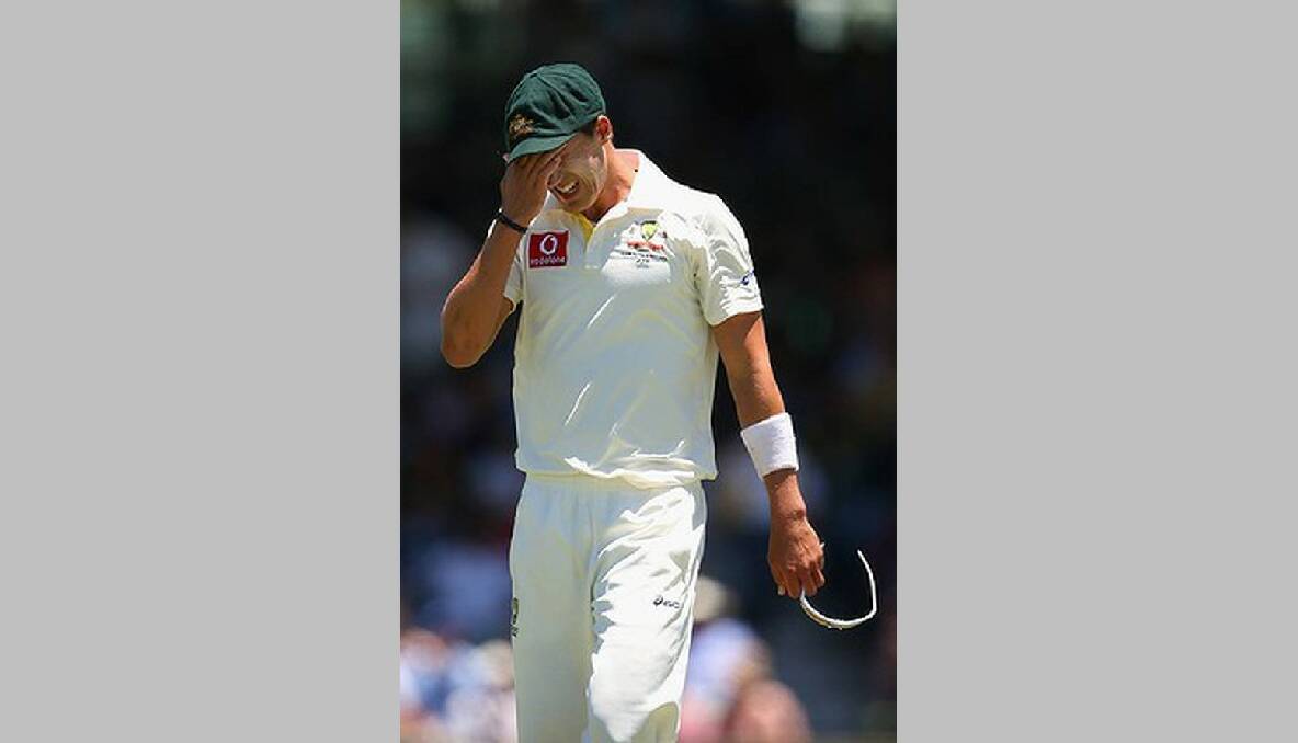 Mitchell Starc of Australia feels the heat during day three of the Third Test Match between Australia and South Africa at the WACA. Photo: Getty