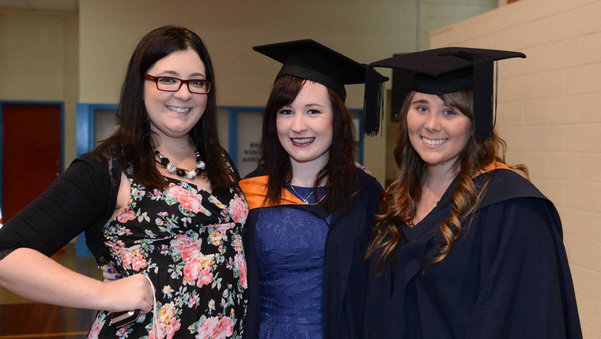 La Trobe University Bendigo graduation. Alice Guidi, Imogen Guidi and Rebecca Bessell. Picture: Jim Aldersey