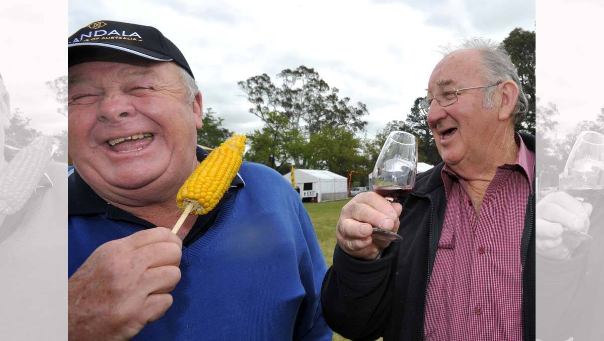 Des Shelley and "Herman" Borneman from Cohuna enjoy the Heathcote Food and Wine festival. Picture: Julie Hough
