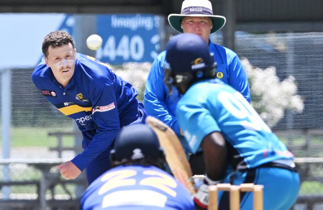 Golden Square all-rounder Liam Smith bowls against Huntly North during the 2023-24 BDCA season. Picture by Darren Howe