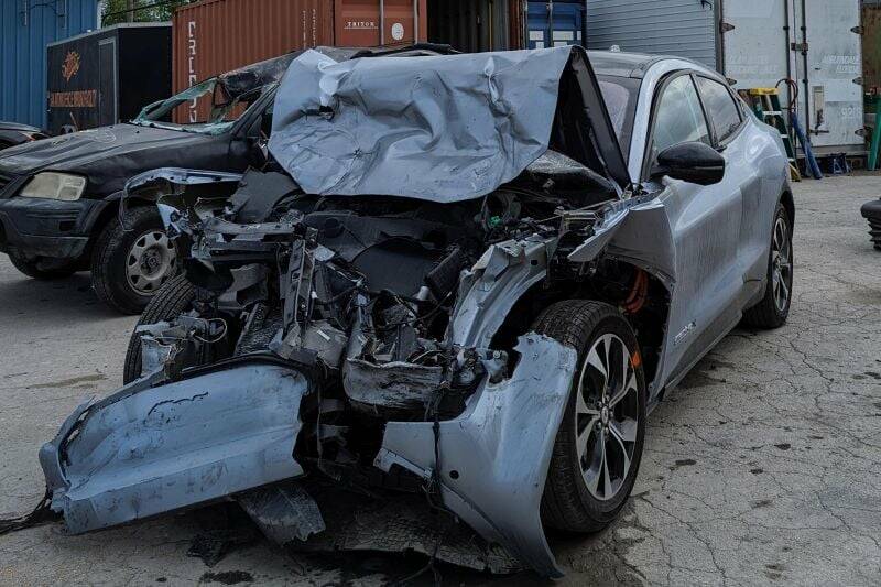Investigators find Ford's semi-autonomous driving tech was in use before fatal crash
